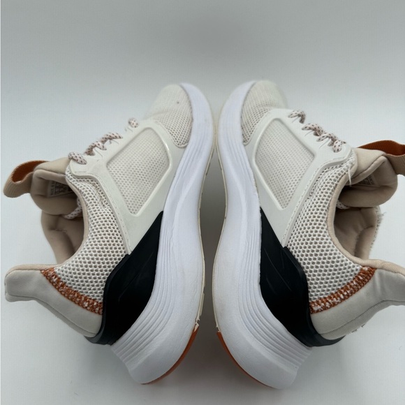 Adidas women’s beige mesh EE9940 Sneakers size 5 - Picture 4 of 10